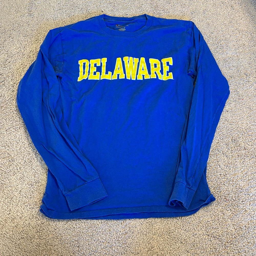 University of Delaware long sleeve shirt